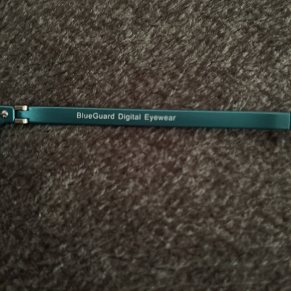 True Gear iShield Blue-Blocking Computer Glasses - Picture 4 of 5